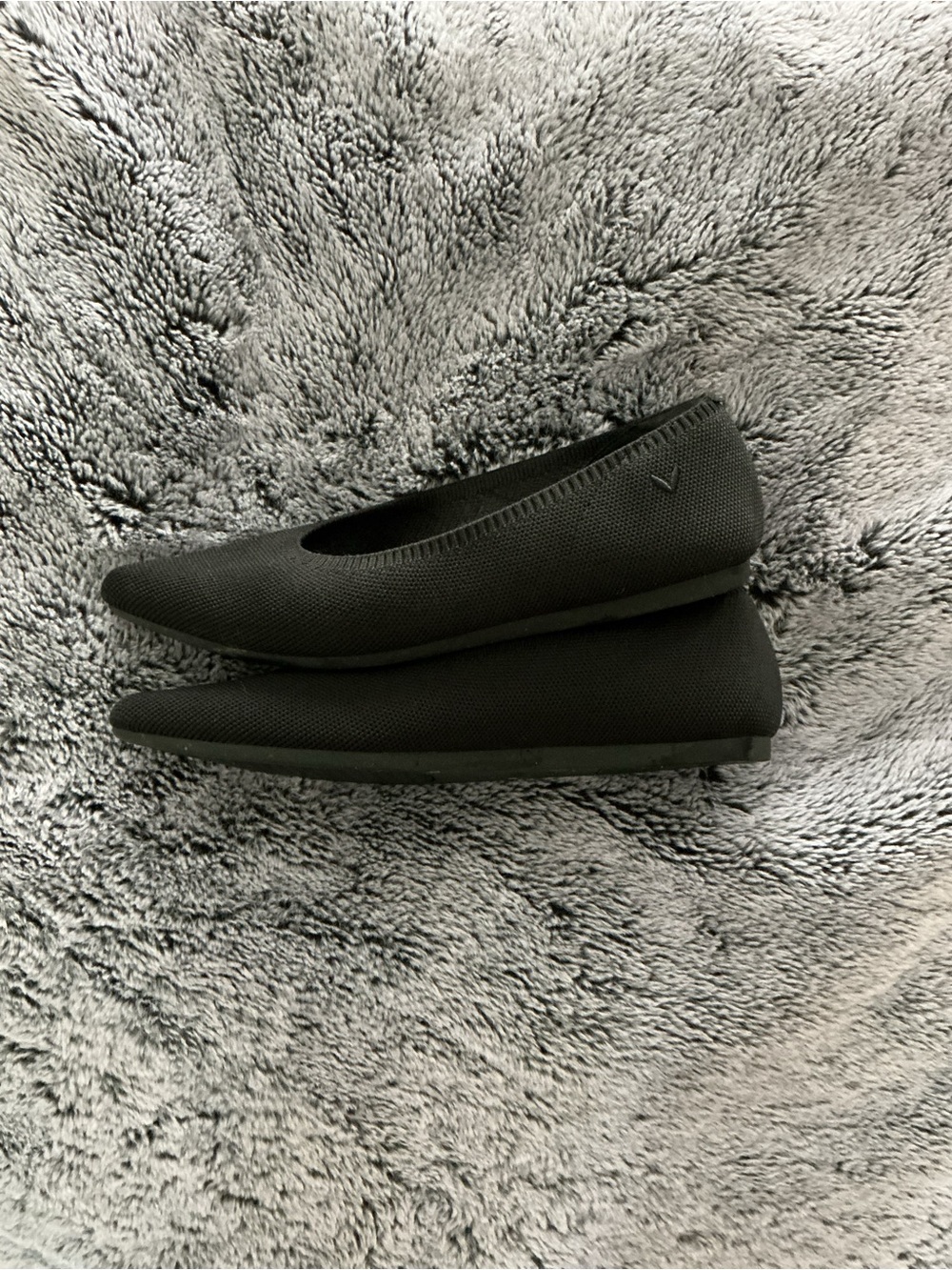 Vivaia Women’s Black Knit Slip-On Ballet Flats, Size 39(8)